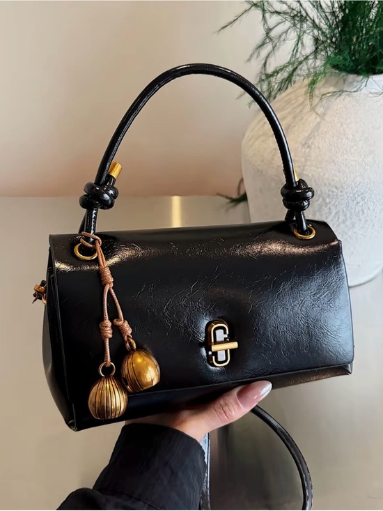 The Unbranded Brand Handbags - Black Leather Top-Handle Shoulder Bag with Gold Accents